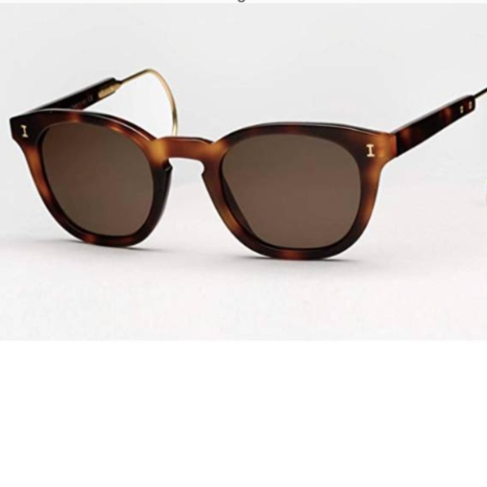 Illesteva  Havana Sunglasses